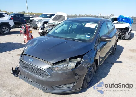 2016 Ford Focus Se z USA, uszkodzony, nr VIN 1FADP3K27GL379249